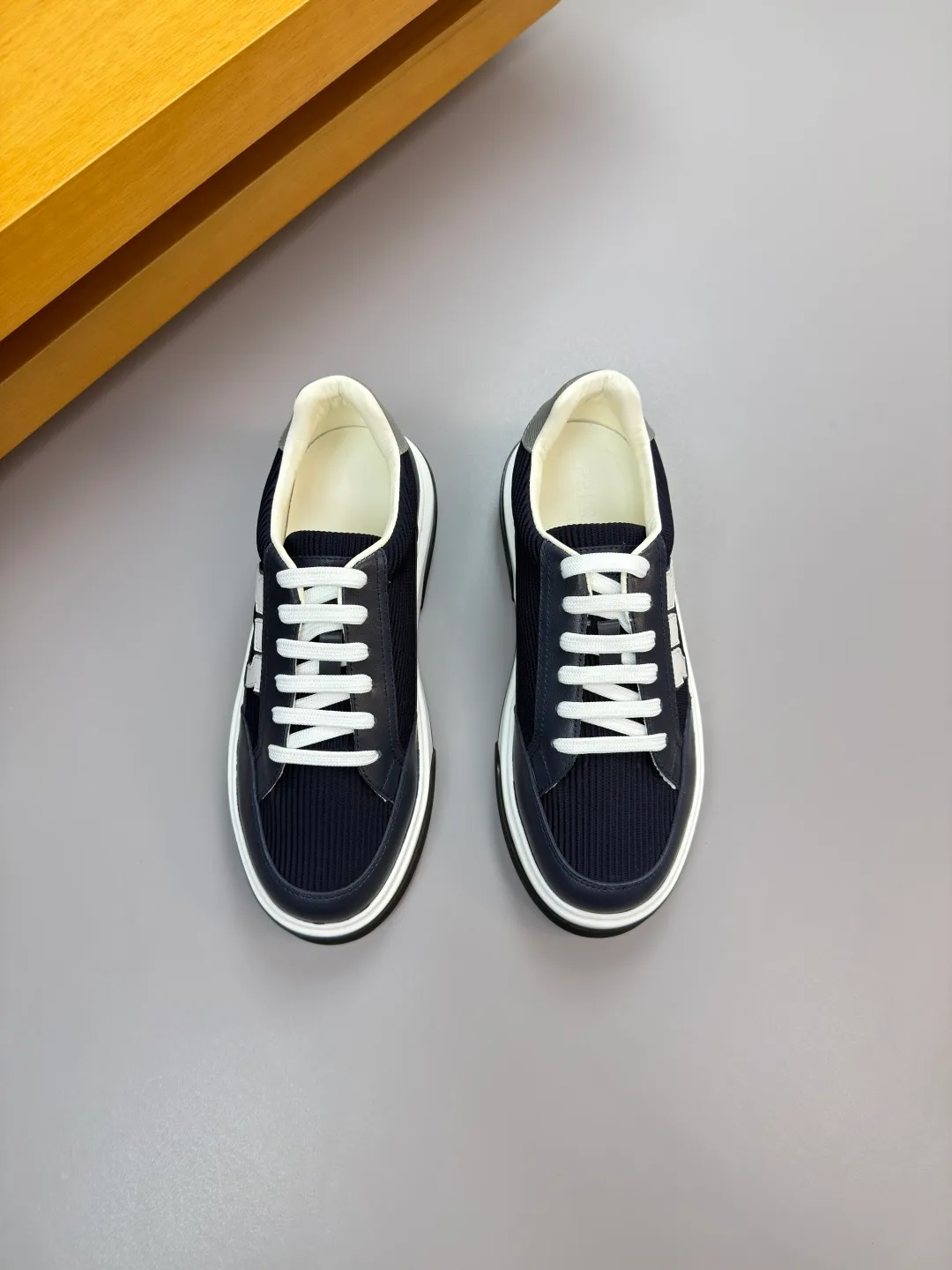 Men's men's shoes 💰420 [New style] 🏃‍♂️🏃‍♂️[ Ferragamo] Ferragamo - High-end quality original order·Casual sports shoes - Upper: 🔝Nappa calfskin, suede calfskin, shoe body. Sewing brand totem, tongue air pressure brand logo - Inner: water-dyed cowhide - Outsole: ultra-light TPU foam rubber; molded outsole -Ultra-high quality control and fine workmanship: outstanding (high-end, extravagance, grade) -Size: 38-45 (46, can be customized)